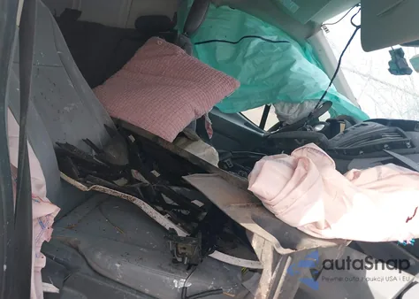 2019 Ford Transit-250 из США, поврежденный, VIN 1FTYR1ZM4KKB63567